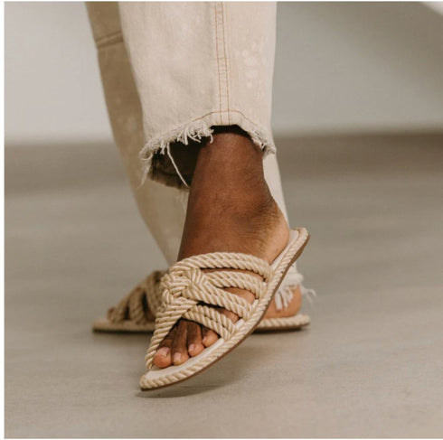 Beachy Woven Sandal - Kelsi Dagger - Natural