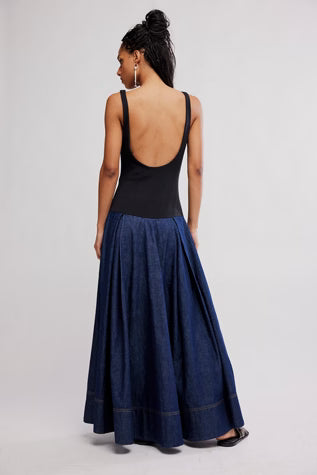 Elio Midi Dress
