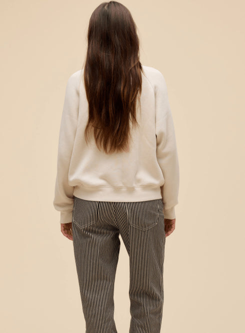 Ski Day Raglan Sweatshirt - Daydreamer - Dirty White