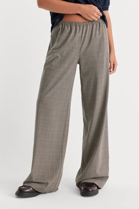 The Pull On Trouser - Good American - Mini Plaid