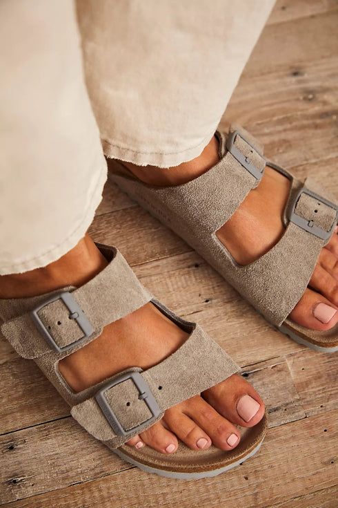 Arizona Soft Footbed Suede - Birkenstock - Stone Coin