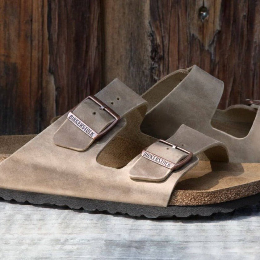 BIRKENSTOCK Arizona Soft Footbed: Tobacco Brown Oiled Leather 11 TOBACCOBNREG / 41